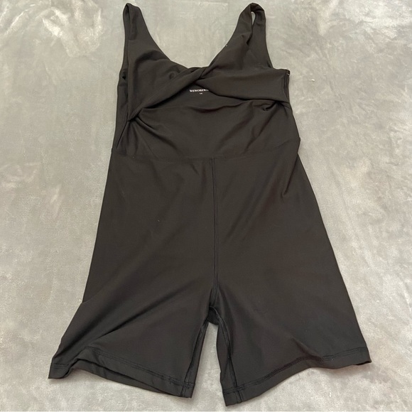 New! WeWoreWhat Onesie Twist Cutout Romper Black 27555 - Picture 4 of 10